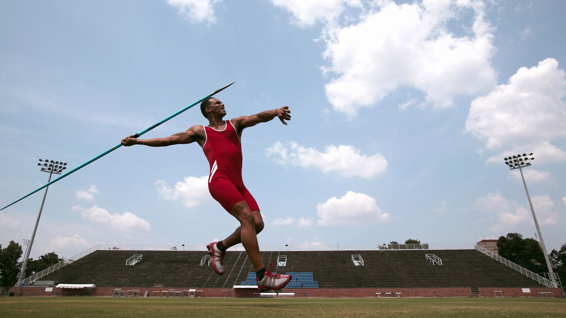 电子竞技场馆改造项目获专项资金支持,电竞场馆建设