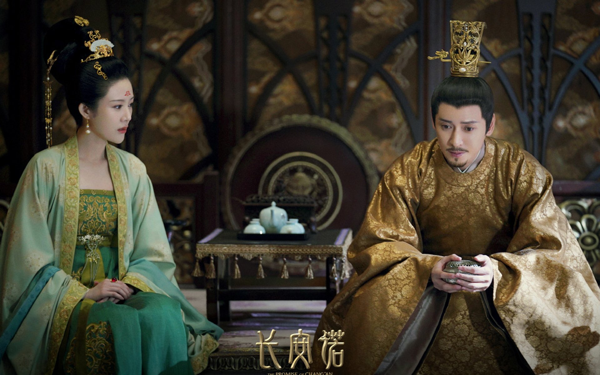 健美比赛：雕塑般躯体展示无尽活力，健美健身比赛